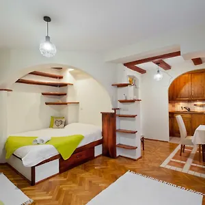 Green Apartment Appartement
