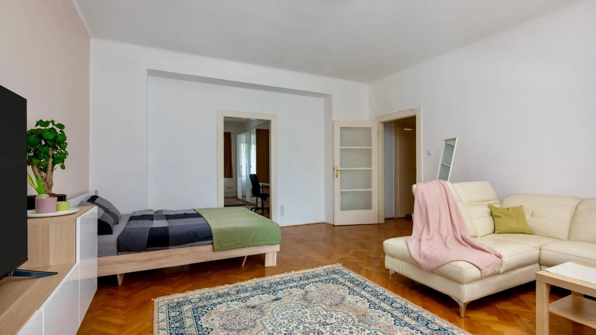 Budapest Family Apartment With Free Parking 0*,